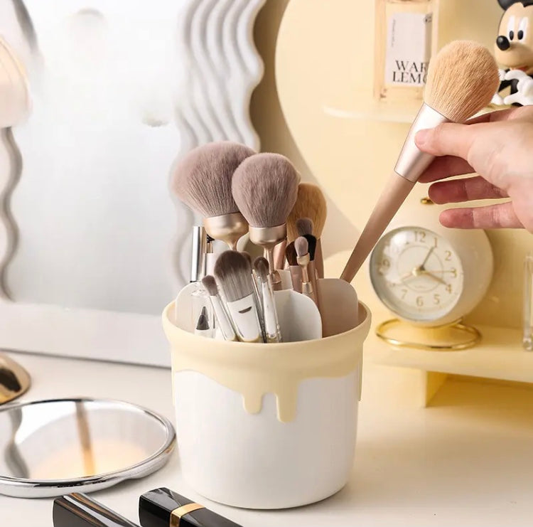 Transparent Makeup Brush Holder, Multi Compartment With Lid, Dustproof Rotating Holder, Makeup Brush Display Case Transparent Makeup Brush Holder, Multi Compartment With Lid, Dustproof Rotating Holder, Makeup Brush Display Case